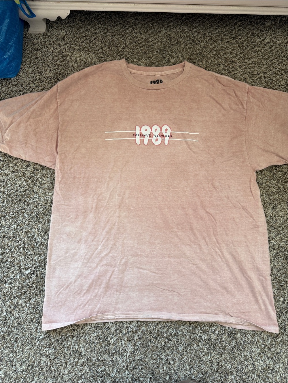 Taylor Swift Dusty Rose 1989 Graphic Tee